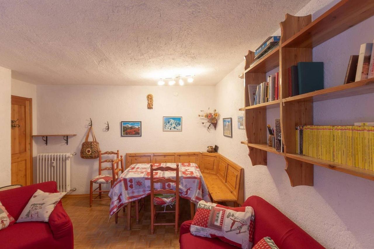 Joivy Flat For 6, In The Historic Town Pre-Saint-Didier Apartment Exterior foto